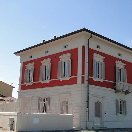 Hotel Villino Ermione Marina Di Pisa Exteriér fotografie
