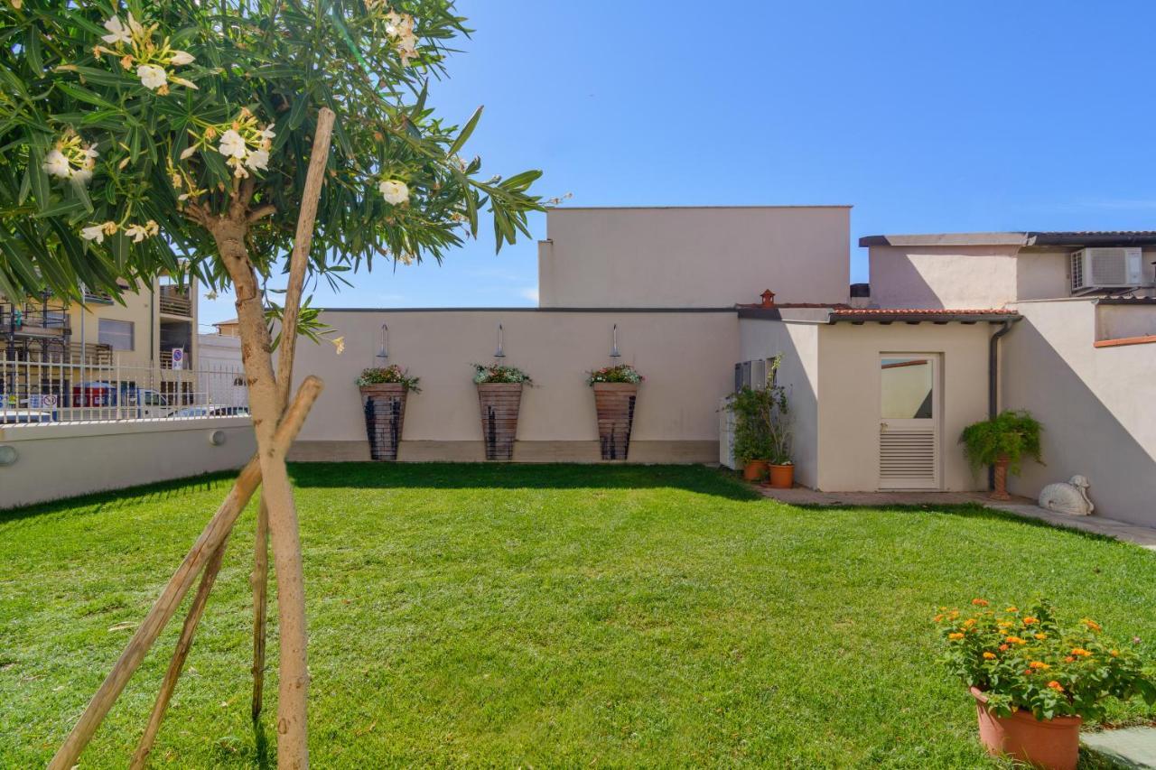 Hotel Villino Ermione Marina Di Pisa Exteriér fotografie