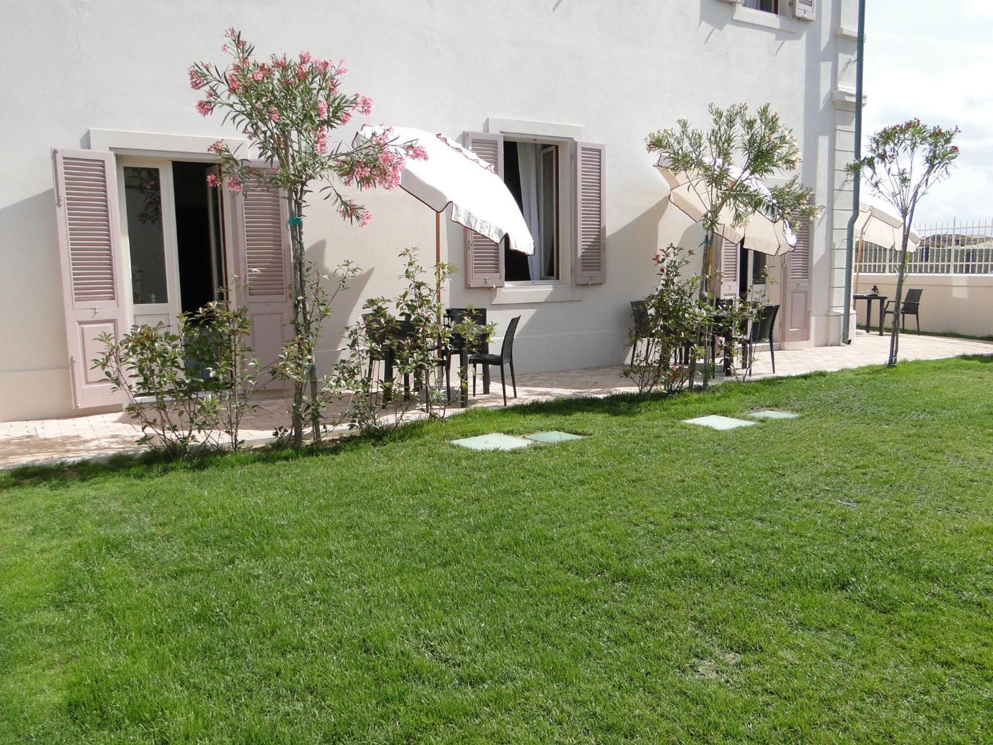 Hotel Villino Ermione Marina Di Pisa Exteriér fotografie