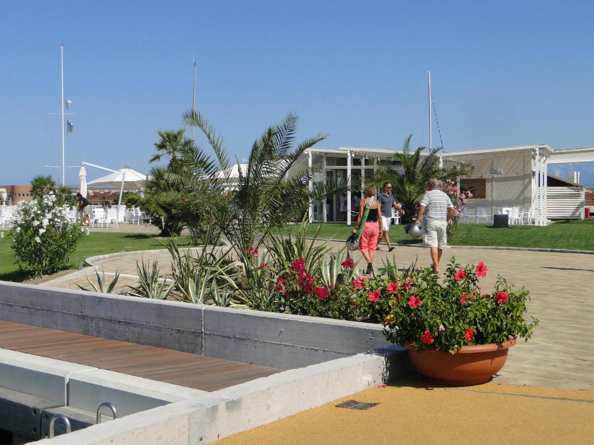 Hotel Villino Ermione Marina Di Pisa Exteriér fotografie